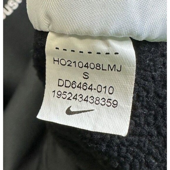 Nike Pullover Hoodie Womens Small Black Swoosh Logo Therma Fit Sweatshirt DD6464 - Picture 4 of 9